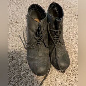 Maurice’s gray wedge boots